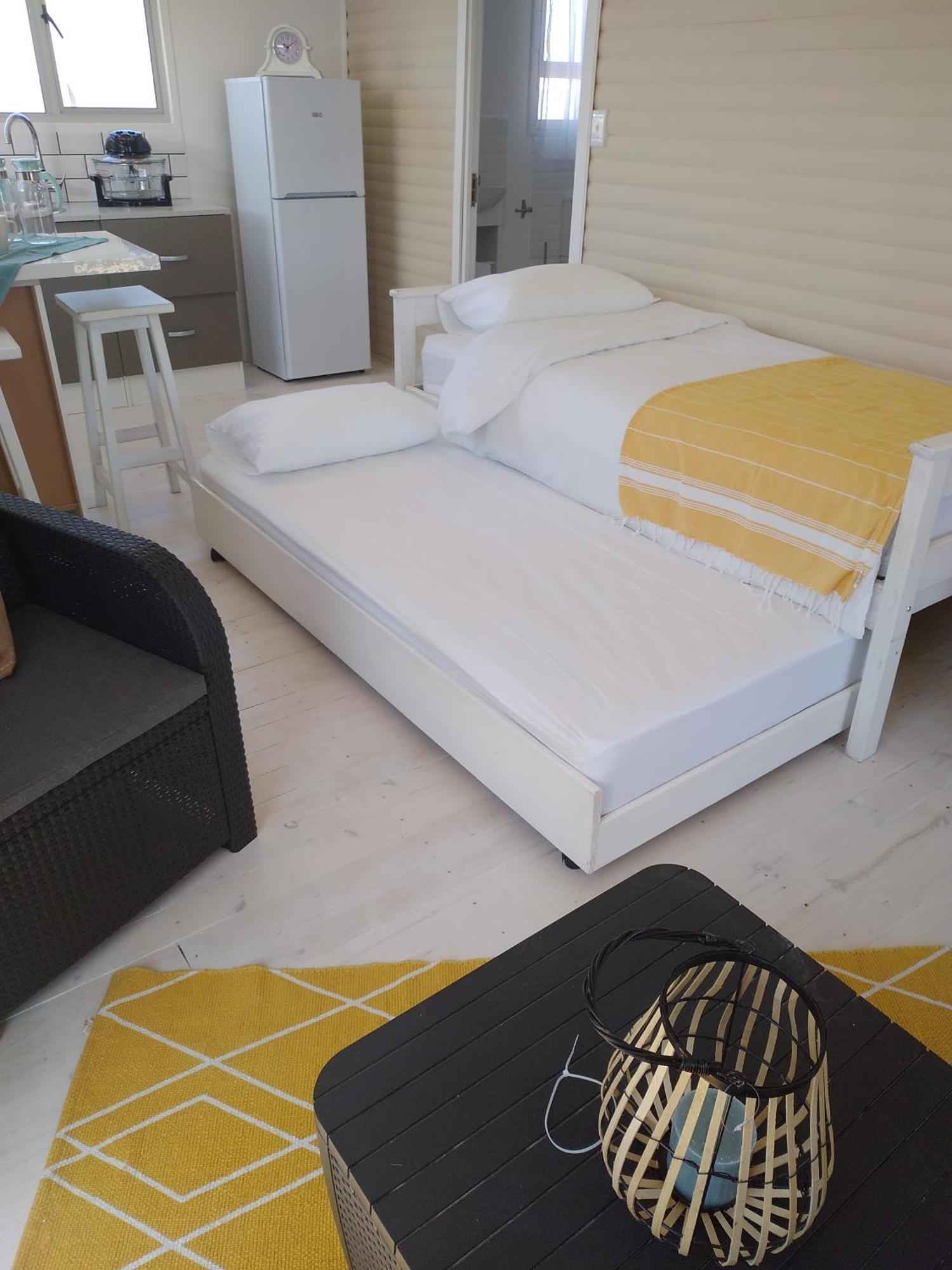 Coco De Mer - Self Catering Log 2 Lambertʼs Bay Rum bild