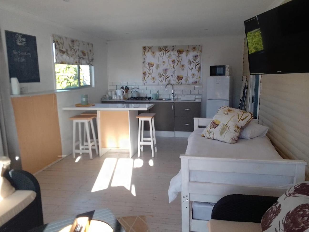 Coco De Mer - Self Catering Log 2 Lambertʼs Bay Exteriör bild